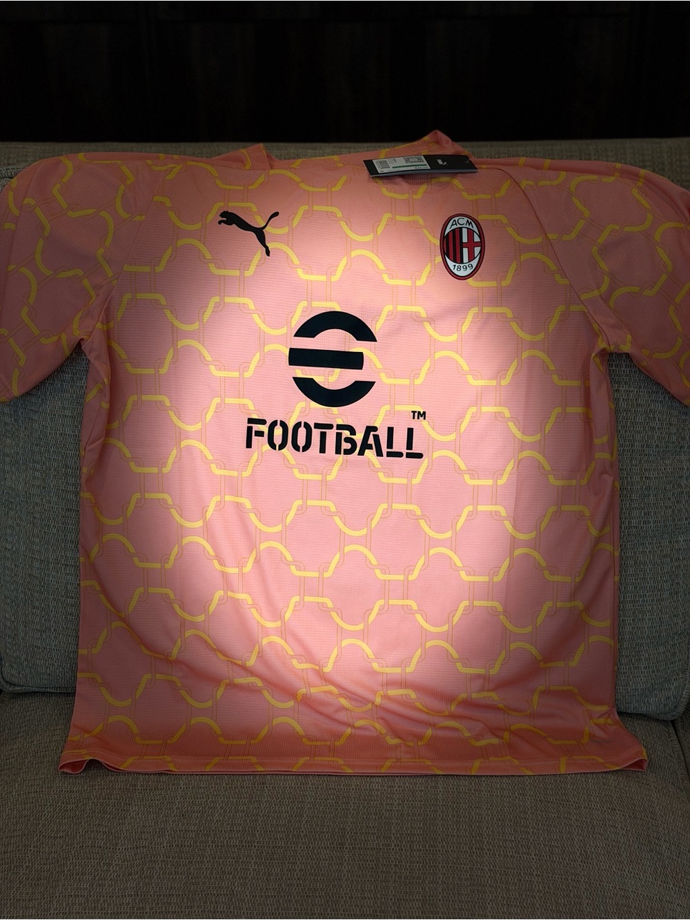 Men's Puma Light Orange AC Milan 2025/26 Pre-Match dryCell Training Jersey